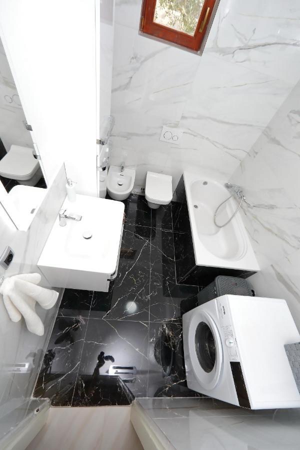 Apartment Lucijan 비빈제 외부 사진