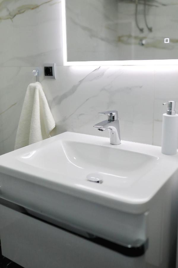 Apartment Lucijan 비빈제 외부 사진